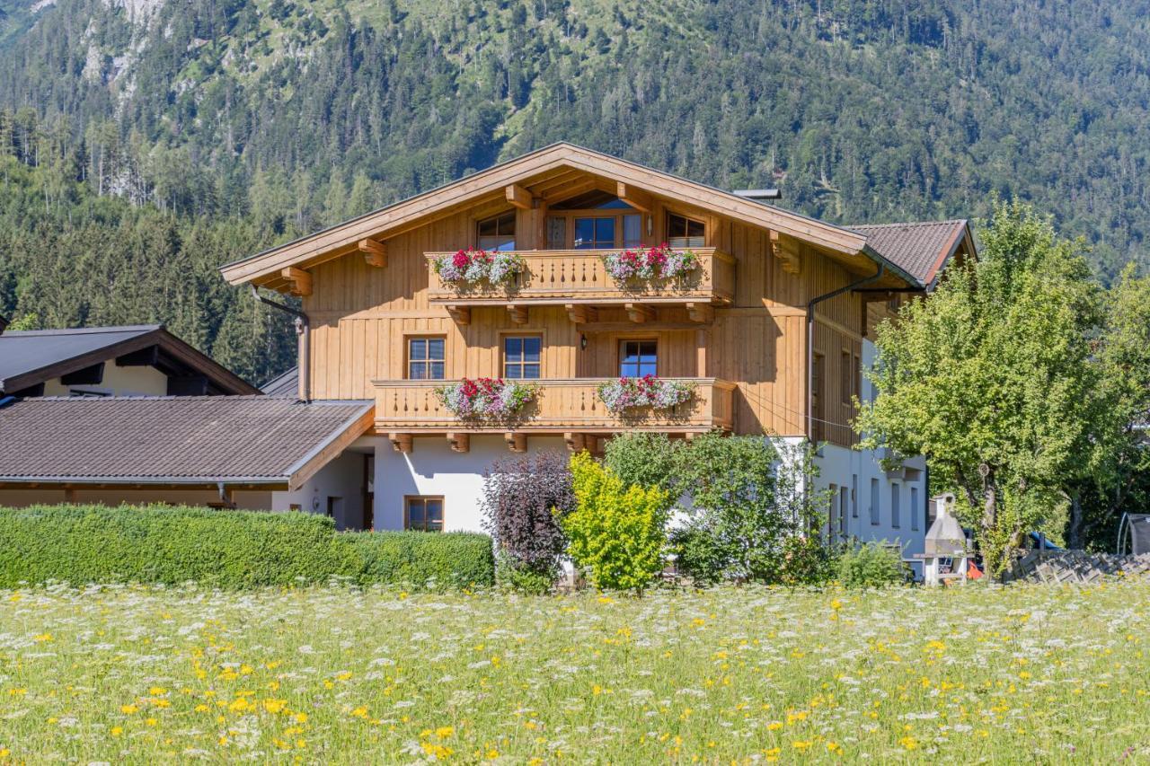 Ferienhaus Hohenwarter ローファー エクステリア 写真