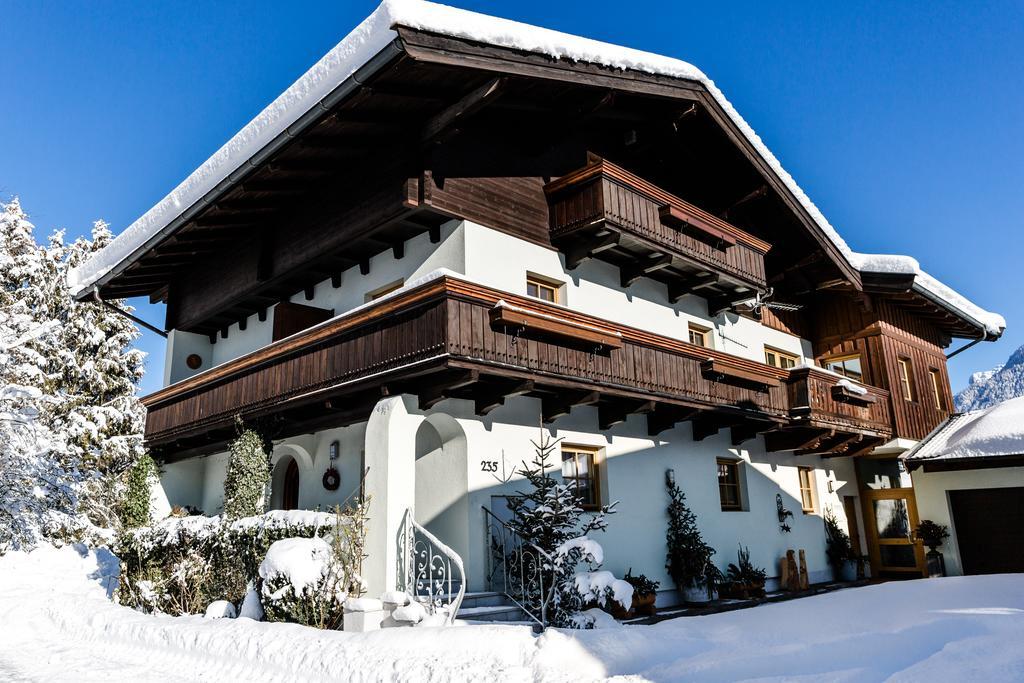 Ferienhaus Hohenwarter ローファー エクステリア 写真