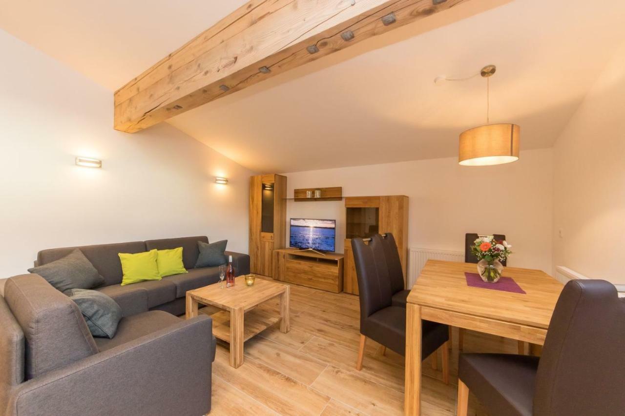 Ferienhaus Hohenwarter ローファー エクステリア 写真
